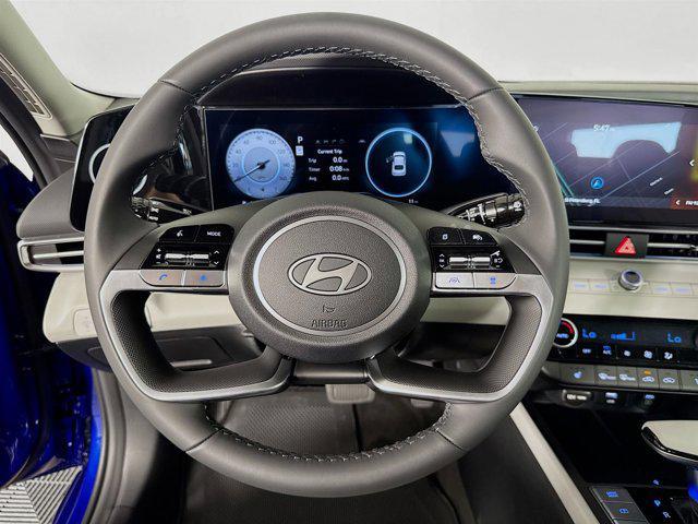 new 2025 Hyundai Elantra car, priced at $27,696