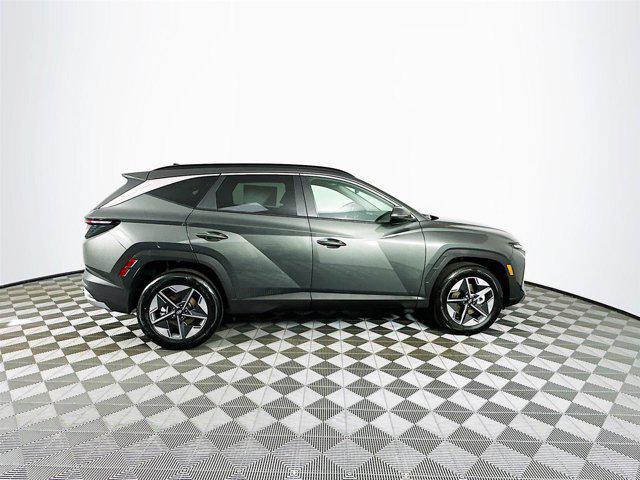 new 2025 Hyundai TUCSON Hybrid car, priced at $37,462
