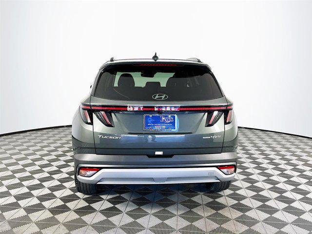 new 2025 Hyundai TUCSON Hybrid car, priced at $37,462