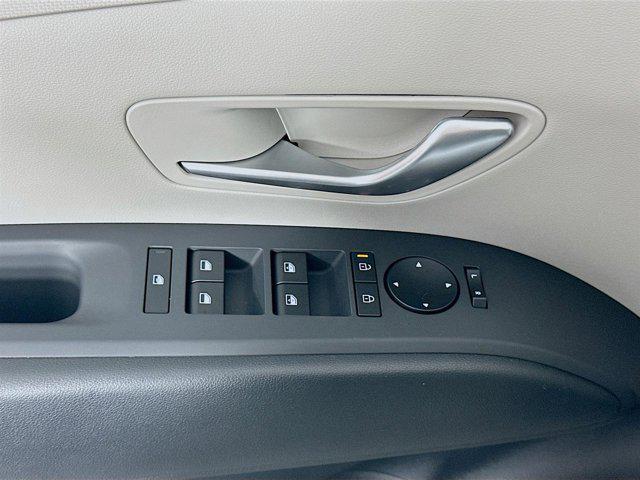 new 2025 Hyundai Tucson car, priced at $29,900