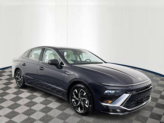 new 2025 Hyundai Sonata car, priced at $26,214
