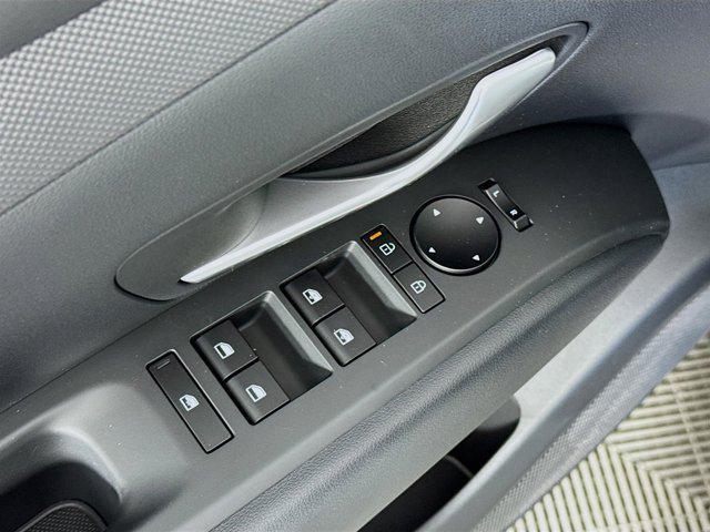 new 2025 Hyundai TUCSON Hybrid car, priced at $35,975