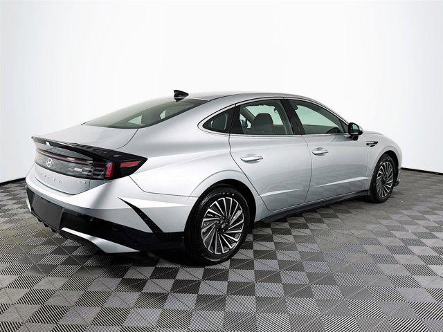 new 2025 Hyundai Sonata Hybrid car, priced at $29,712