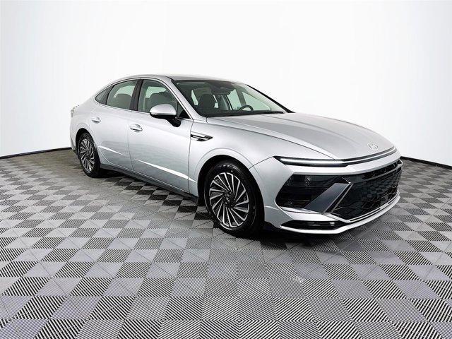 new 2025 Hyundai Sonata Hybrid car, priced at $29,712
