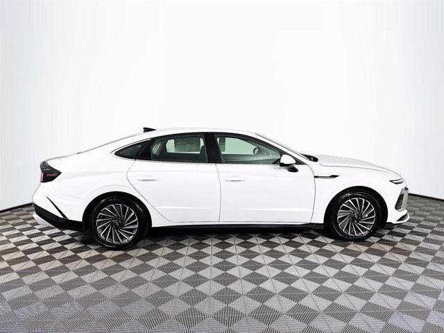 new 2025 Hyundai Sonata Hybrid car, priced at $32,763