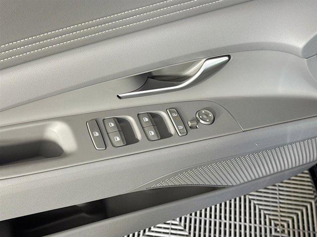 new 2025 Hyundai Elantra car, priced at $22,918