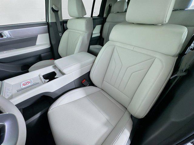 new 2025 Hyundai Santa Fe car, priced at $38,234