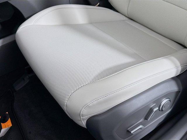 new 2025 Hyundai Santa Fe car, priced at $38,234