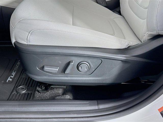 new 2025 Hyundai Tucson car, priced at $32,343