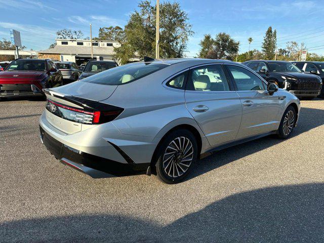 new 2025 Hyundai Sonata Hybrid car, priced at $30,237