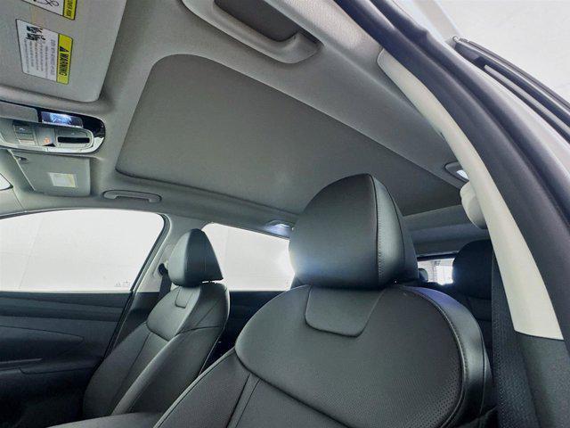 new 2025 Hyundai TUCSON Hybrid car, priced at $38,985