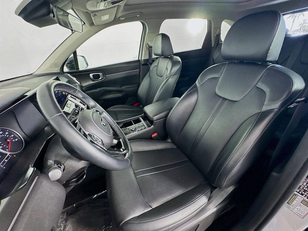 used 2021 Kia Sorento car, priced at $24,388