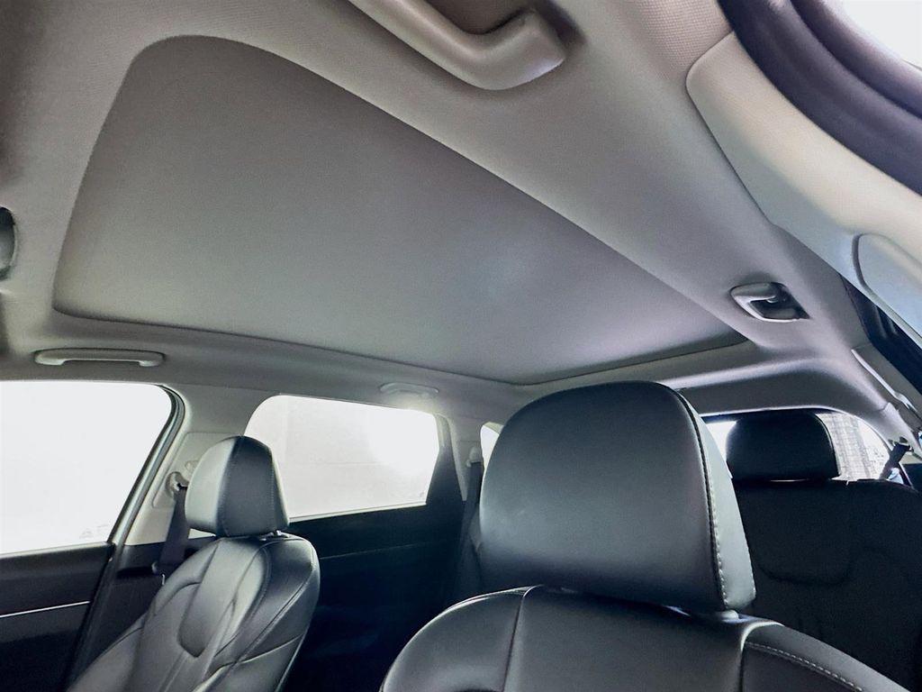 used 2021 Kia Sorento car, priced at $24,388