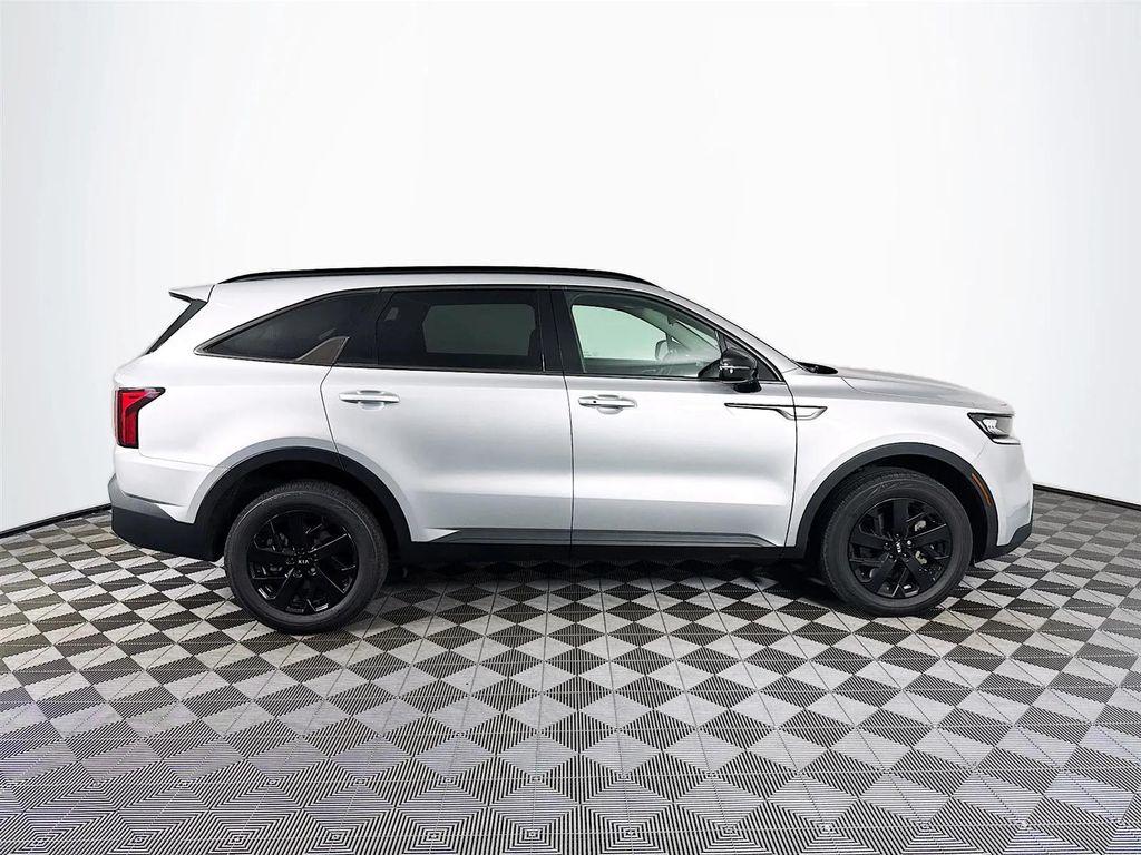 used 2021 Kia Sorento car, priced at $24,388