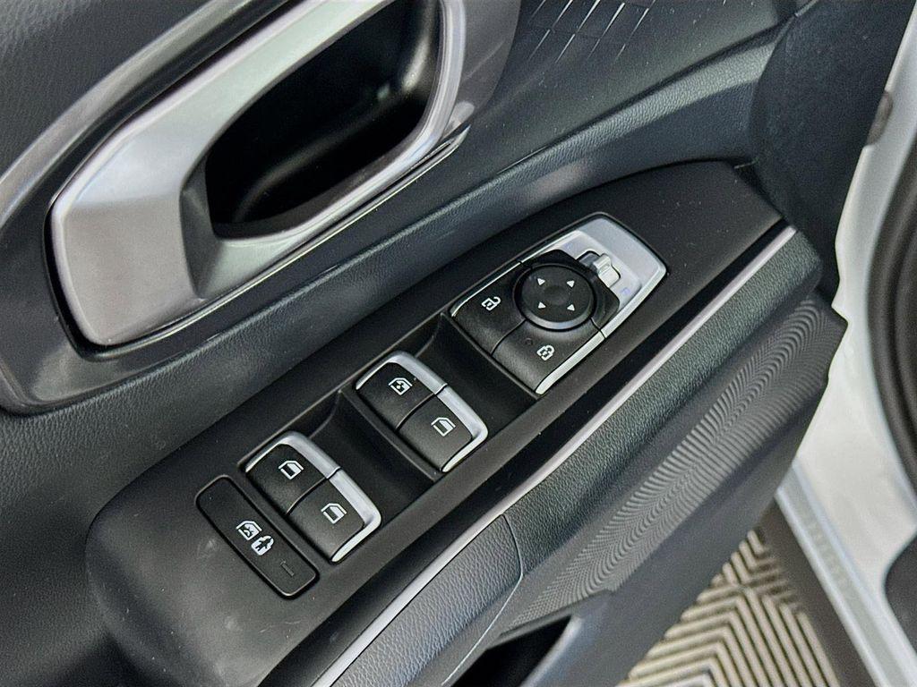 used 2021 Kia Sorento car, priced at $24,388