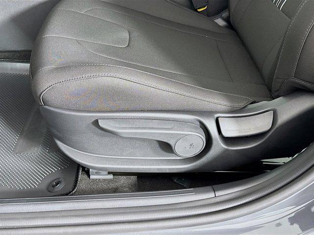 new 2025 Hyundai Elantra car, priced at $21,718