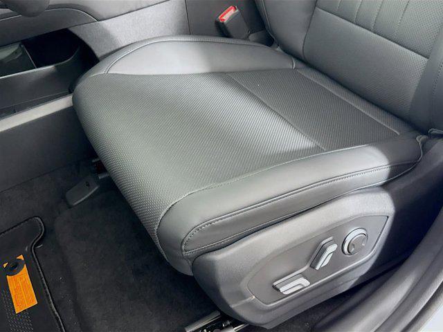 new 2025 Hyundai Santa Fe car, priced at $40,645