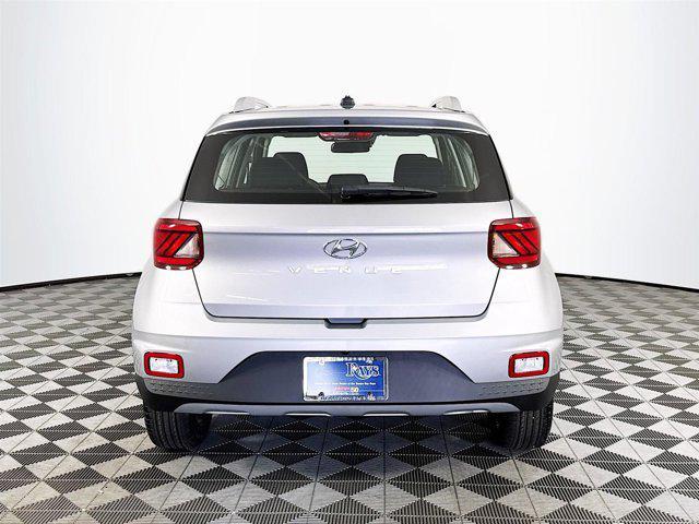 new 2025 Hyundai Venue car, priced at $22,518