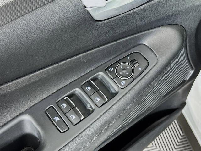 used 2020 Hyundai Santa Fe car, priced at $16,988