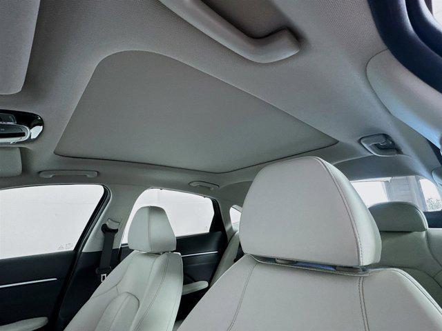new 2025 Hyundai Sonata Hybrid car, priced at $37,650