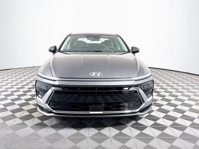new 2025 Hyundai Sonata Hybrid car, priced at $31,083