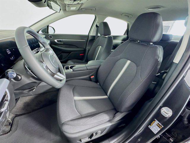 new 2025 Hyundai Sonata Hybrid car, priced at $31,083