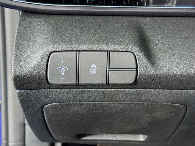 new 2025 Hyundai Elantra car, priced at $30,690
