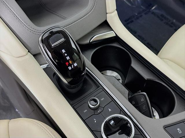 used 2022 Cadillac XT5 car, priced at $36,488