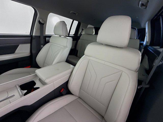 new 2025 Hyundai Santa Fe car, priced at $40,755