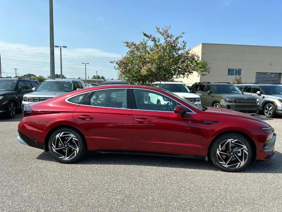 new 2024 Hyundai Sonata car, priced at $29,957