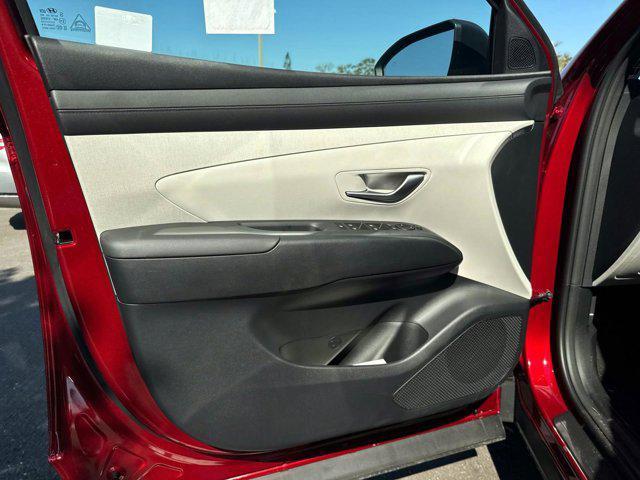 new 2025 Hyundai Tucson car, priced at $32,514