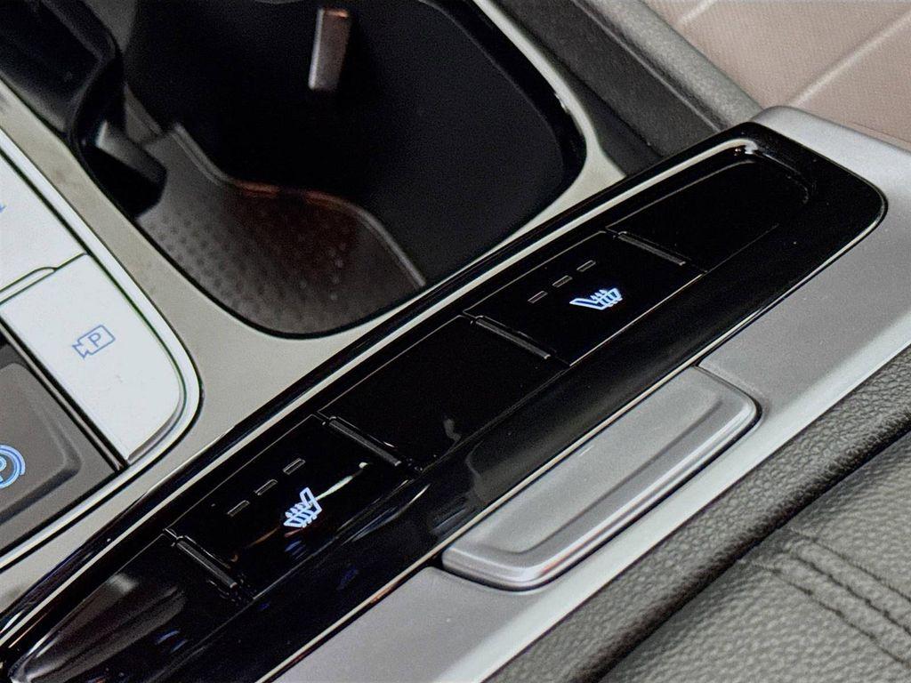 used 2023 Hyundai SANTA CRUZ car, priced at $23,887