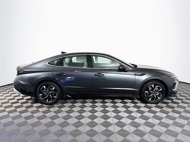 new 2025 Hyundai Sonata car, priced at $29,760