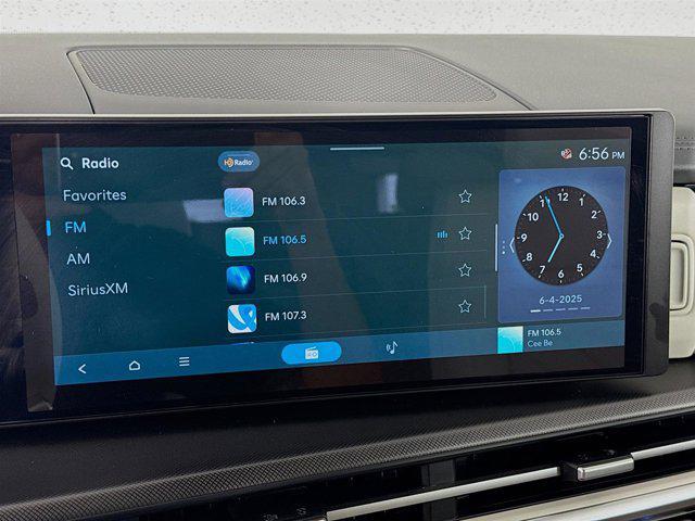 new 2025 Hyundai Santa Fe car, priced at $40,634