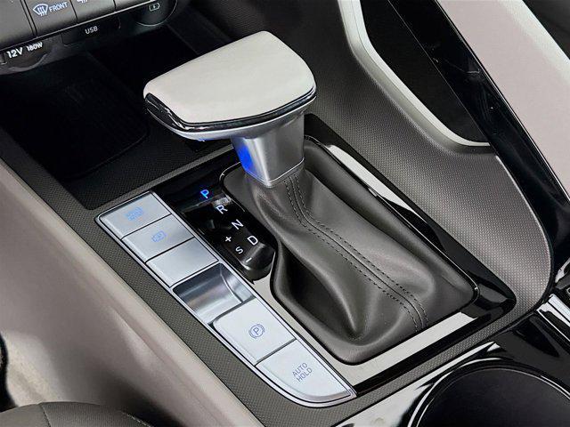 new 2025 Hyundai Elantra car, priced at $28,240