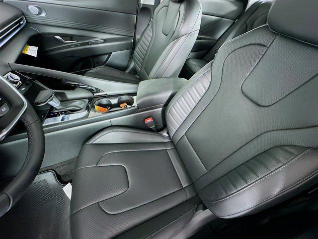 new 2025 Hyundai Elantra car