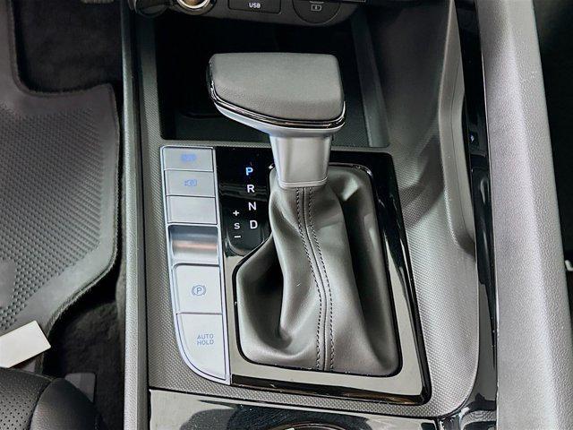new 2025 Hyundai Elantra car