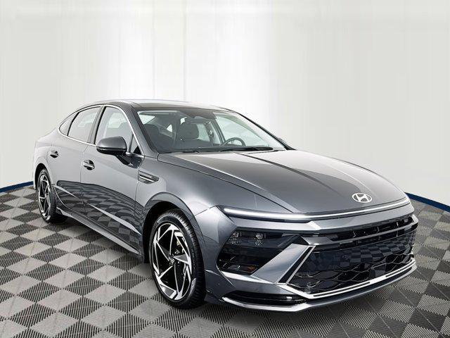 new 2025 Hyundai Sonata car, priced at $32,900