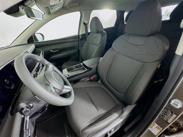new 2025 Hyundai TUCSON Hybrid car, priced at $35,475