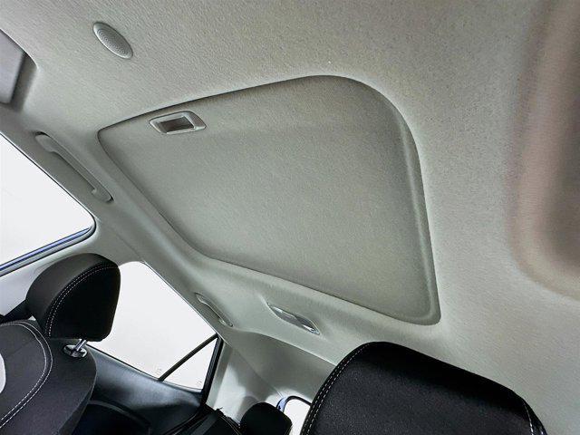 new 2025 Hyundai Venue car, priced at $22,516
