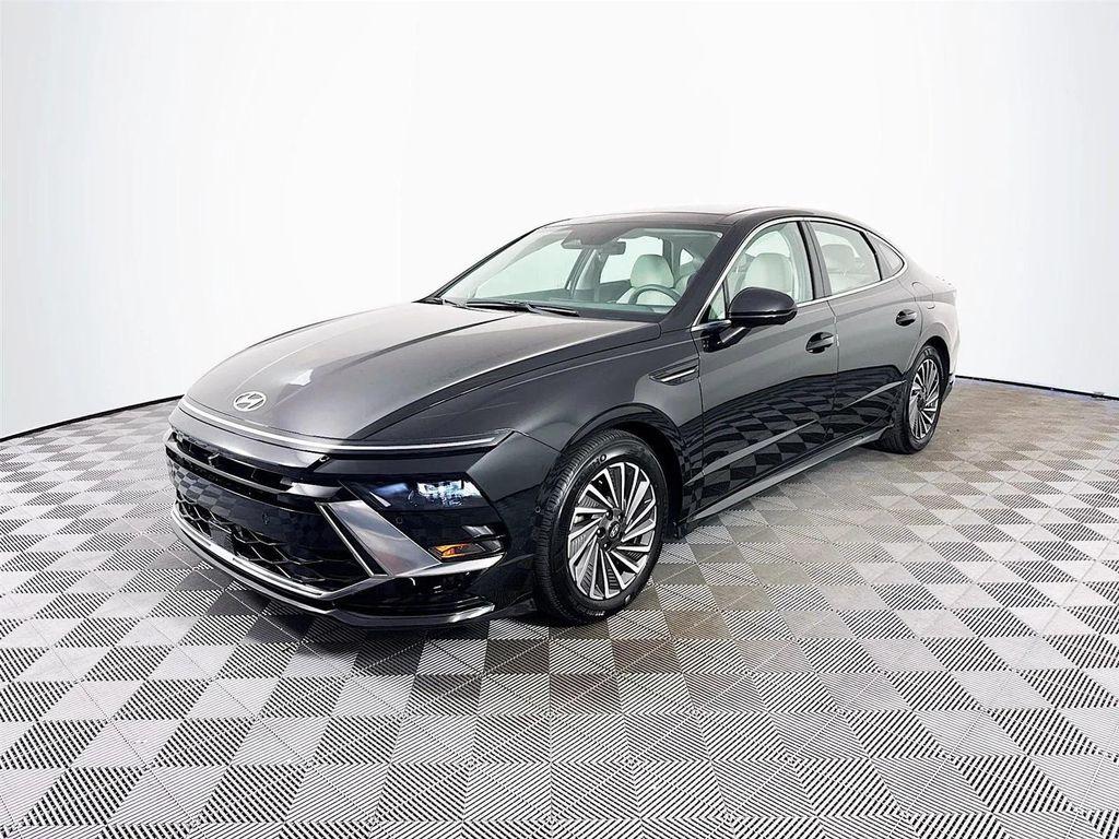 used 2024 Hyundai Sonata Hybrid car, priced at $31,388