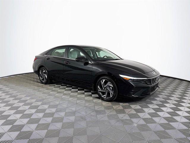 new 2025 Hyundai Elantra car, priced at $26,638