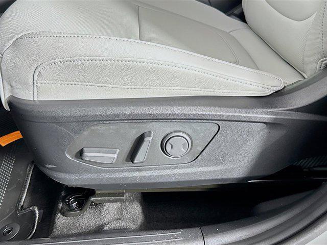 new 2025 Hyundai SANTA CRUZ car, priced at $32,018