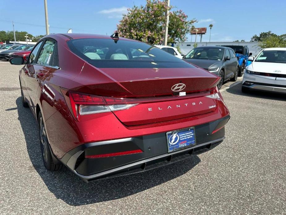 new 2024 Hyundai Elantra car, priced at $26,026