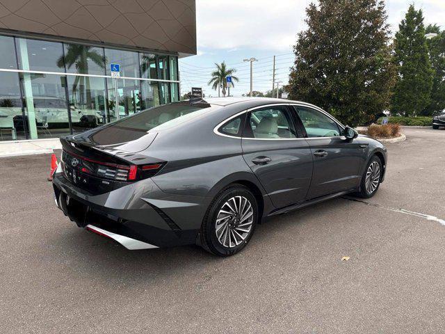 new 2024 Hyundai Sonata Hybrid car, priced at $30,082