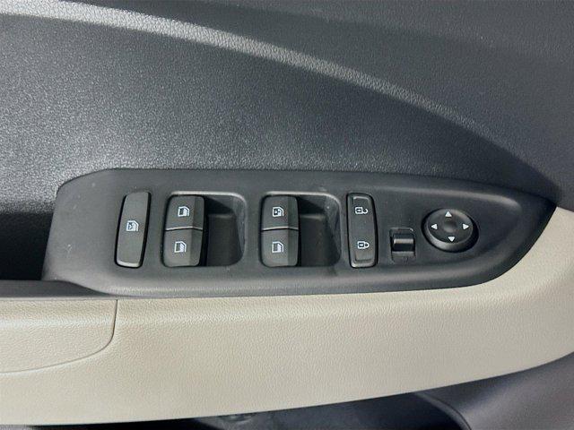 new 2025 Hyundai Venue car, priced at $22,518