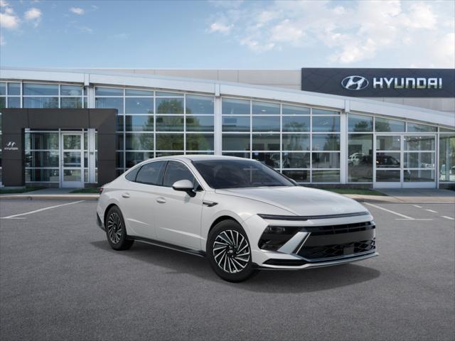 new 2025 Hyundai Sonata Hybrid car, priced at $33,608