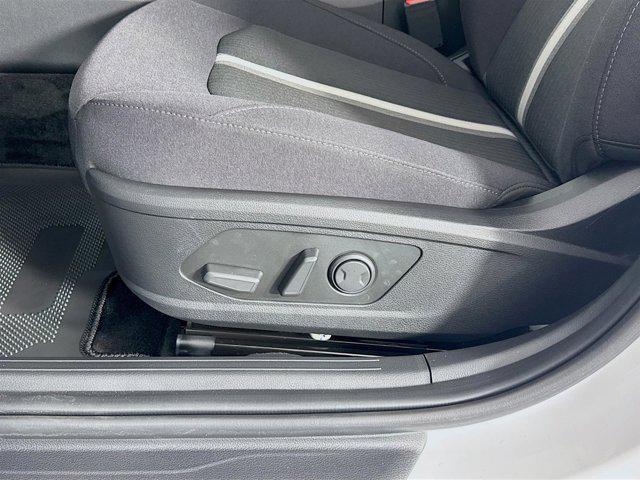 new 2025 Hyundai Sonata Hybrid car, priced at $31,655