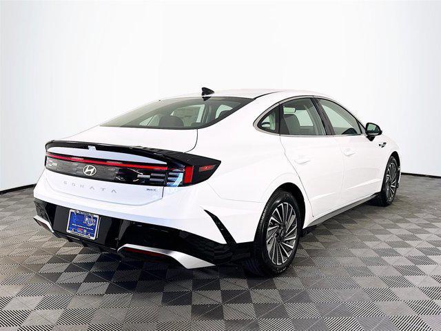 new 2025 Hyundai Sonata Hybrid car, priced at $31,655