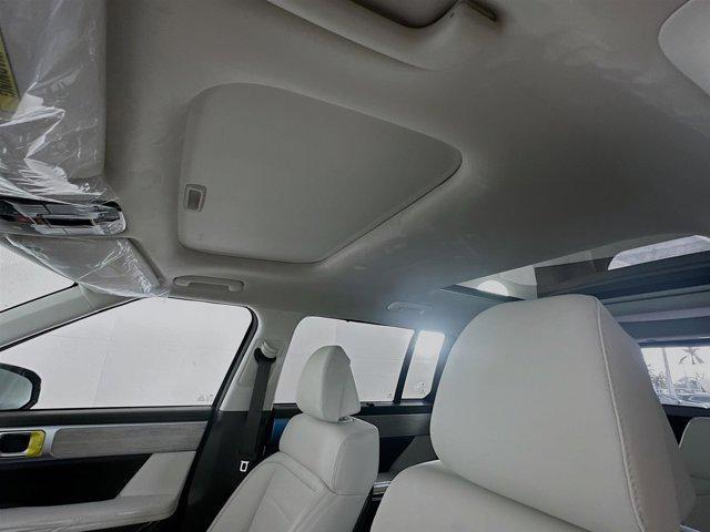 new 2025 Hyundai SANTA FE HEV car, priced at $48,015